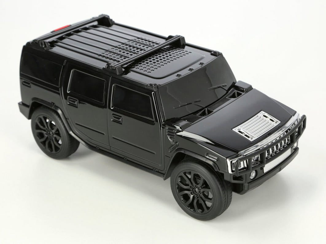 Coche 4x4 decorativo con altavoz